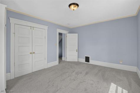 405 Silver Street Akron OH 44303