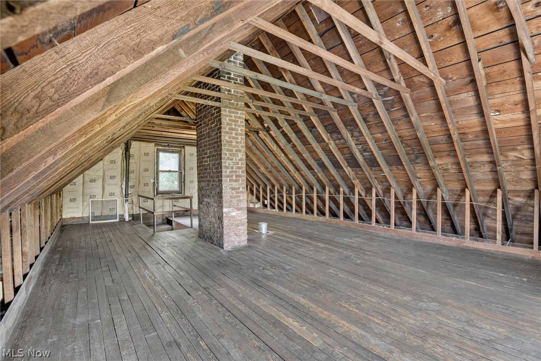 405 Silver Street Akron OH 44303