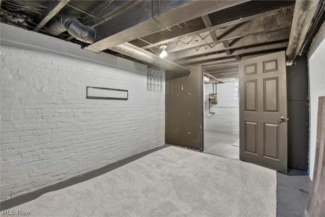 405 Silver Street Akron OH 44303