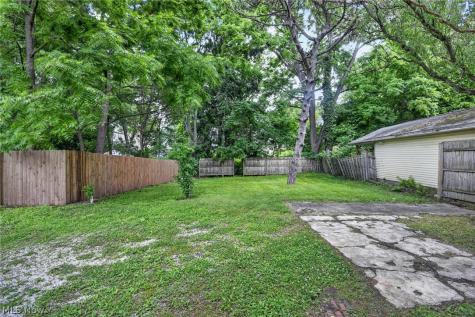 405 Silver Street Akron OH 44303
