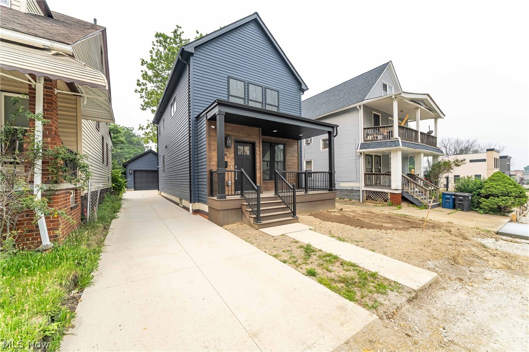 1886 Woodlawn Avenue Cleveland OH 44112