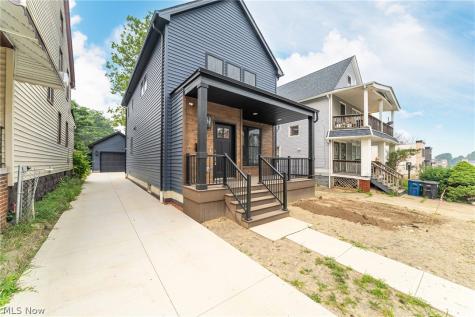 1886 Woodlawn Avenue Cleveland OH 44112
