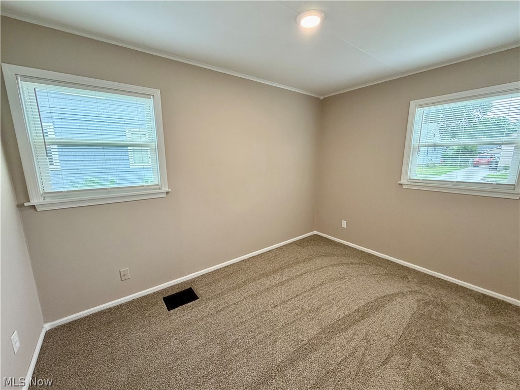 184 Beebe Avenue Elyria OH 44035
