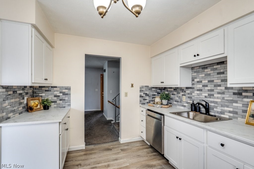 3277 Longwood Drive Norton OH 44203