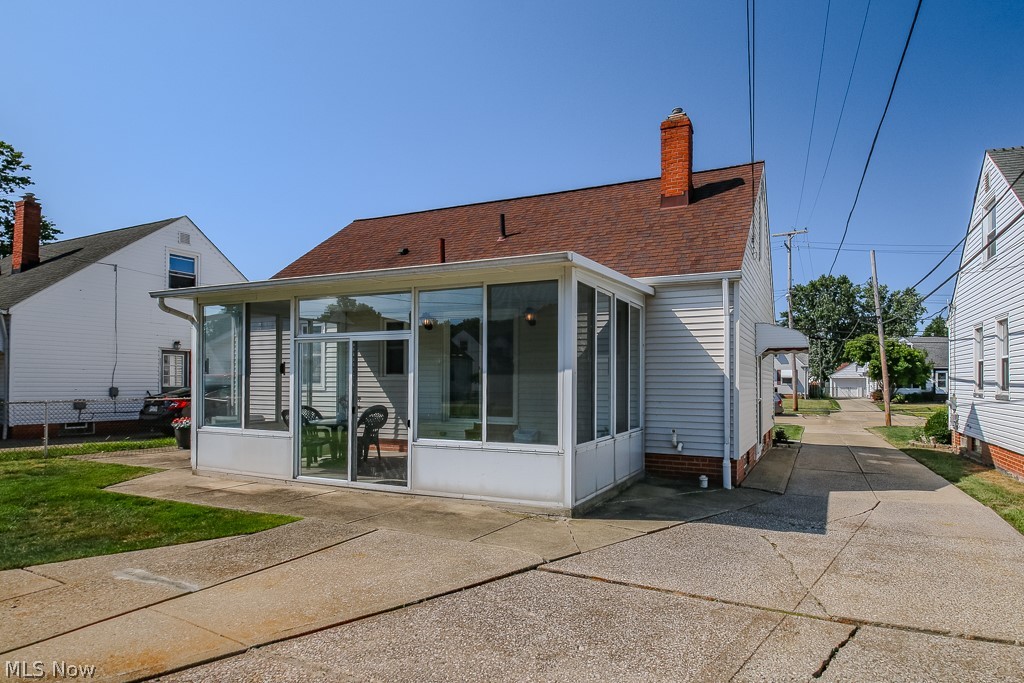 253 E 288th Street Willowick OH 44095