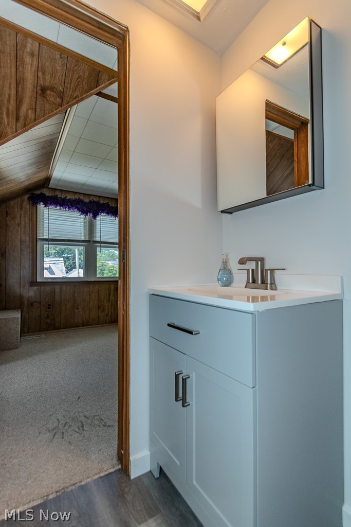 253 E 288th Street Willowick OH 44095