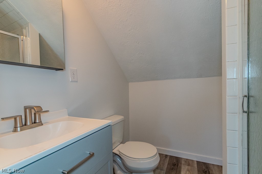 253 E 288th Street Willowick OH 44095