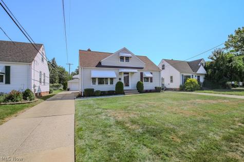 253 E 288th Street Willowick OH 44095