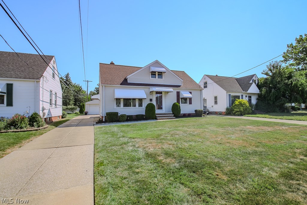 253 E 288th Street Willowick OH 44095