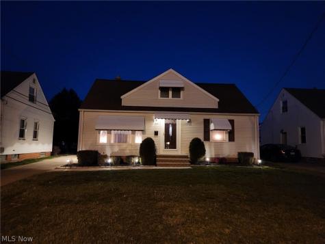 253 E 288th Street Willowick OH 44095
