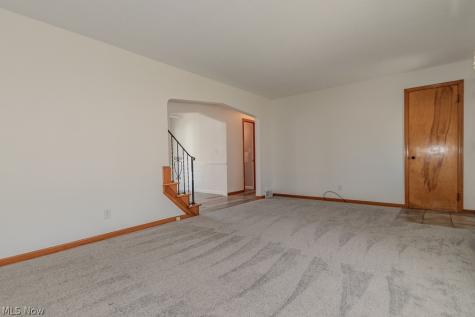 253 E 288th Street Willowick OH 44095