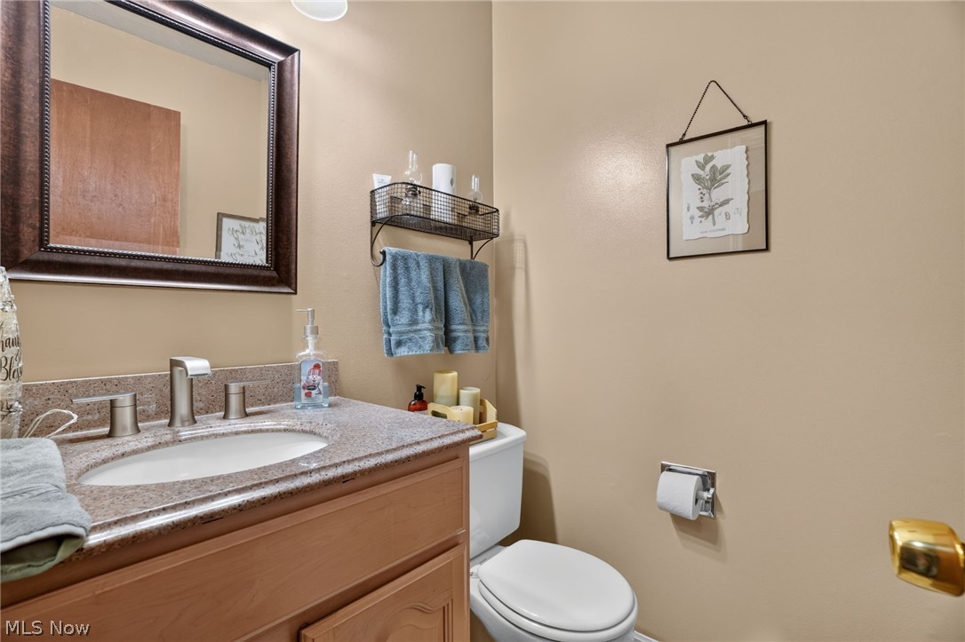 15000 S Crestwood Drive Middlefield OH 44062