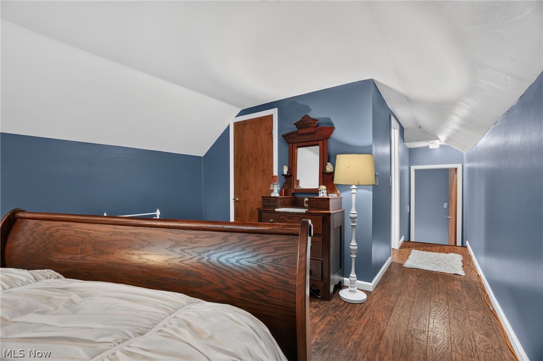15000 S Crestwood Drive Middlefield OH 44062