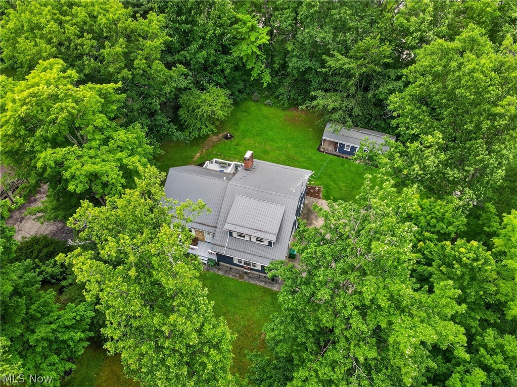 15000 S Crestwood Drive Middlefield OH 44062