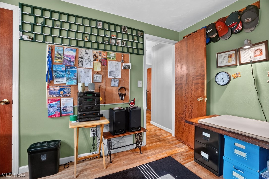 15000 S Crestwood Drive Middlefield OH 44062