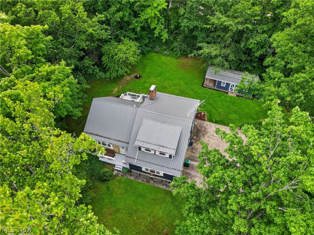 15000 S Crestwood Drive Middlefield OH 44062