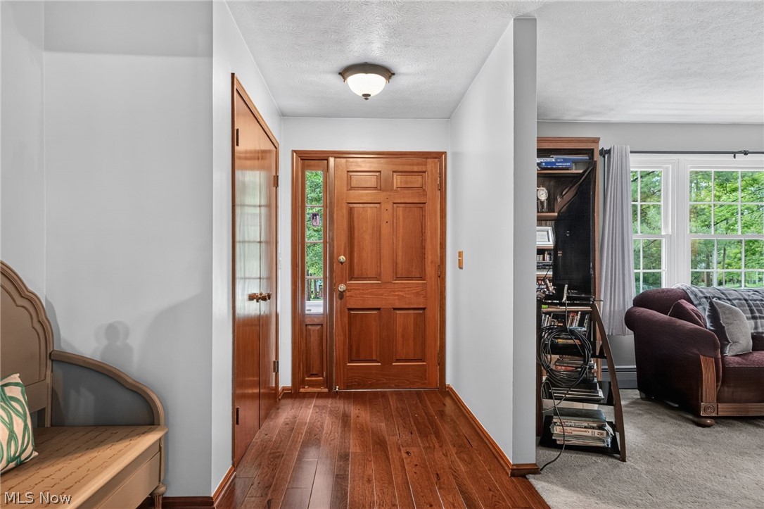 15000 S Crestwood Drive Middlefield OH 44062