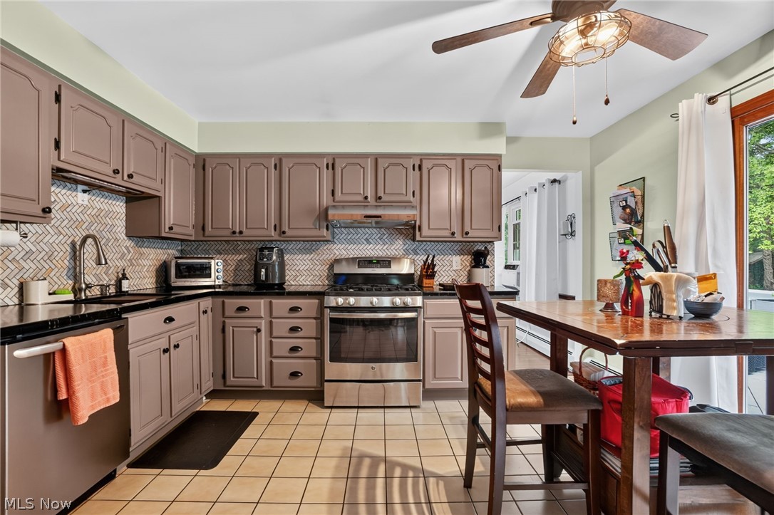 15000 S Crestwood Drive Middlefield OH 44062