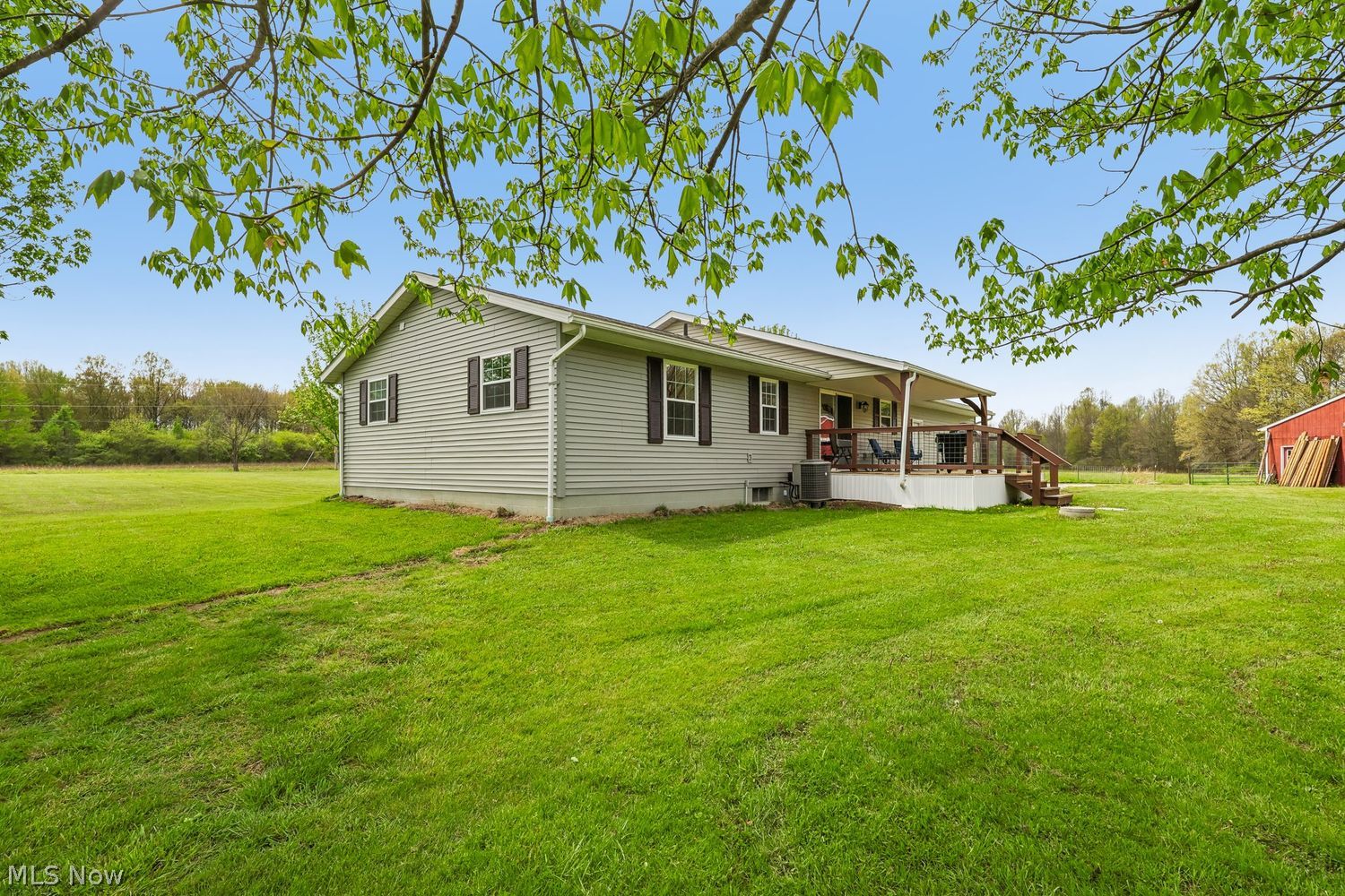 8965 Corbett Road Diamond OH 44412
