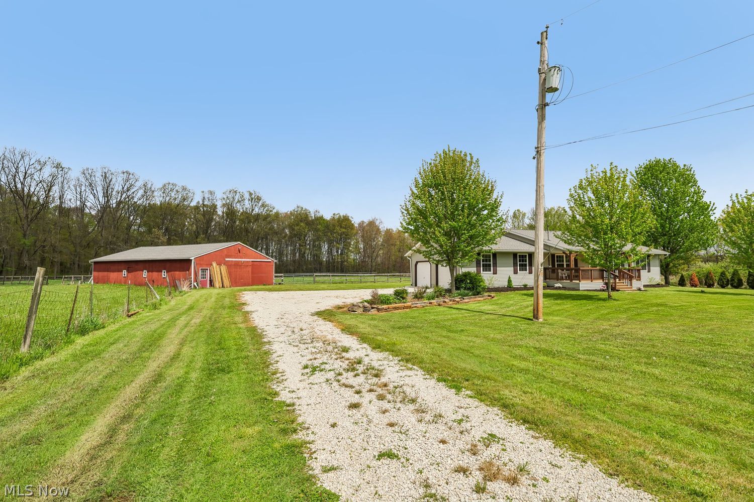 8965 Corbett Road Diamond OH 44412