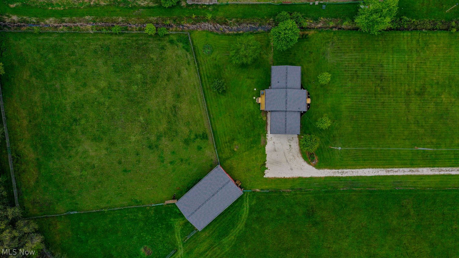 8965 Corbett Road Diamond OH 44412