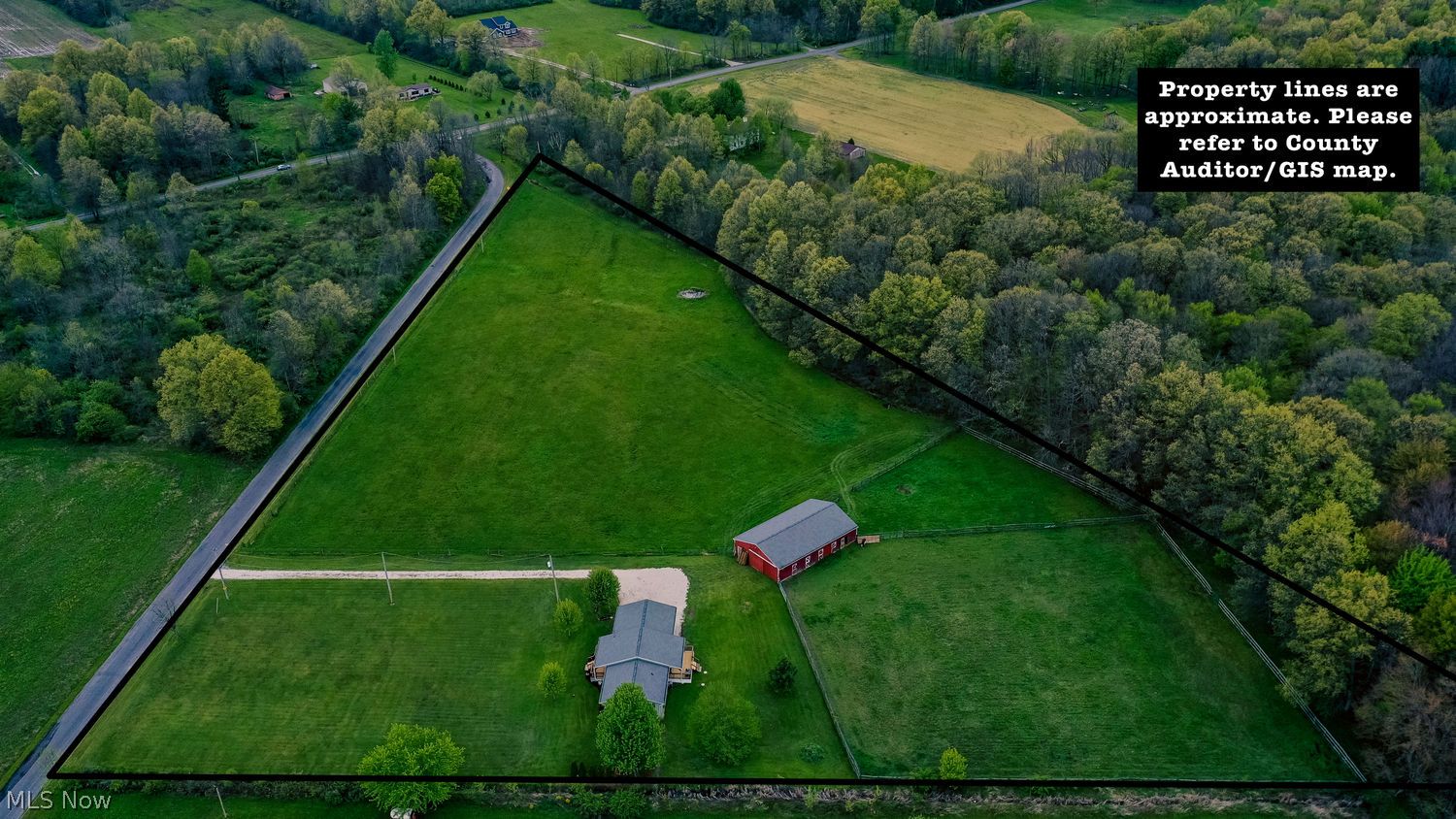 8965 Corbett Road Diamond OH 44412