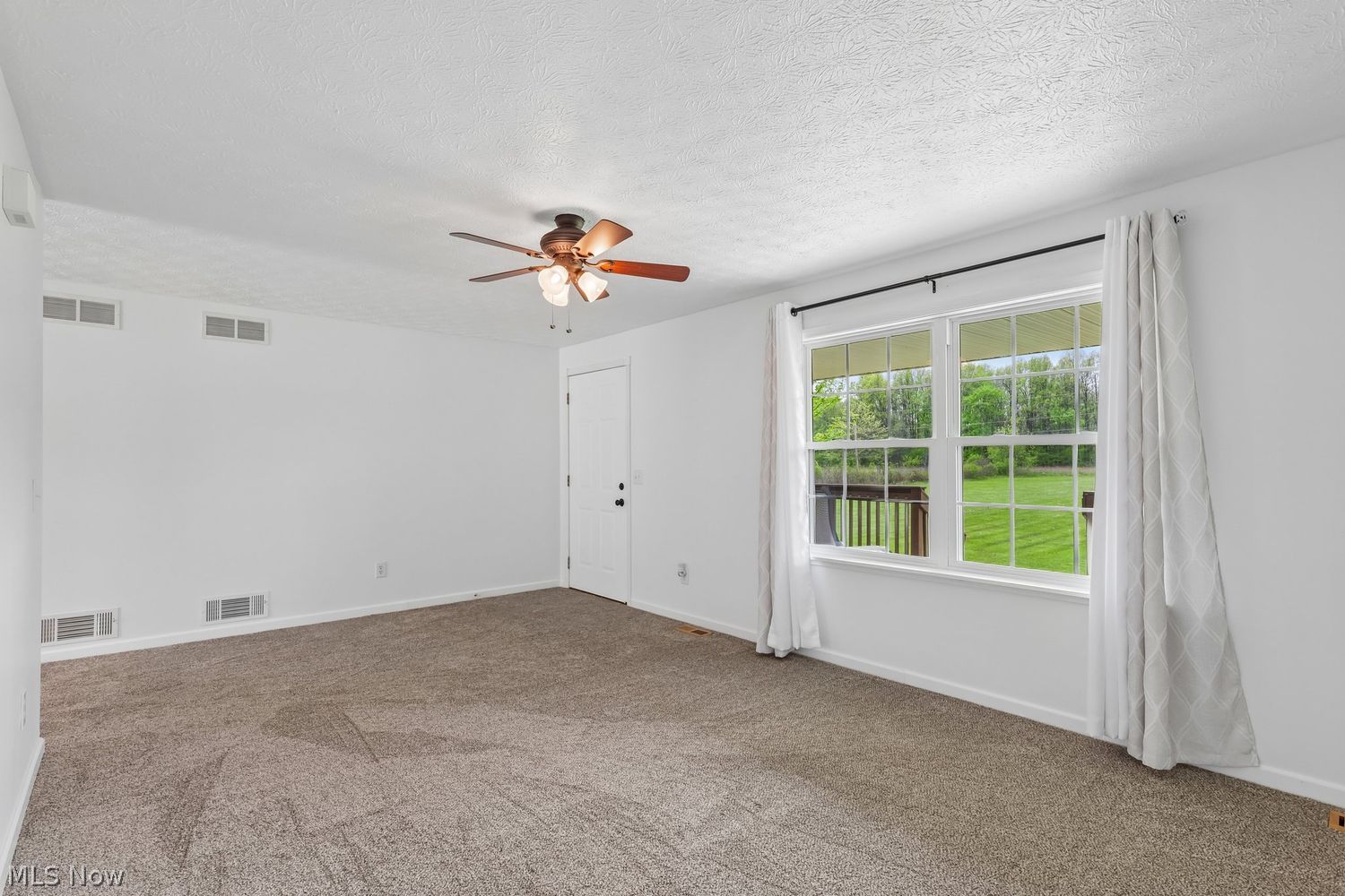 8965 Corbett Road Diamond OH 44412
