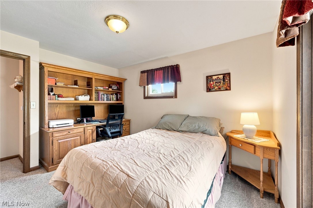 140 Hemlock Cuyahoga Falls OH 44223