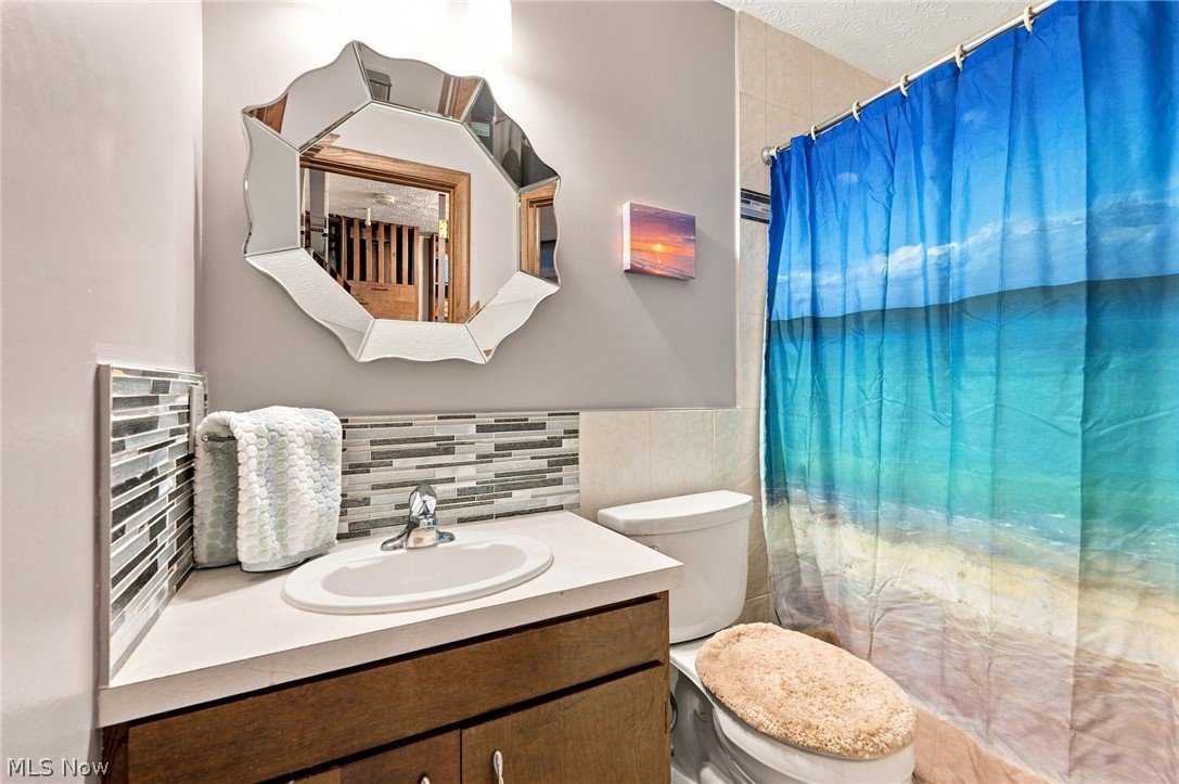 140 Hemlock Cuyahoga Falls OH 44223
