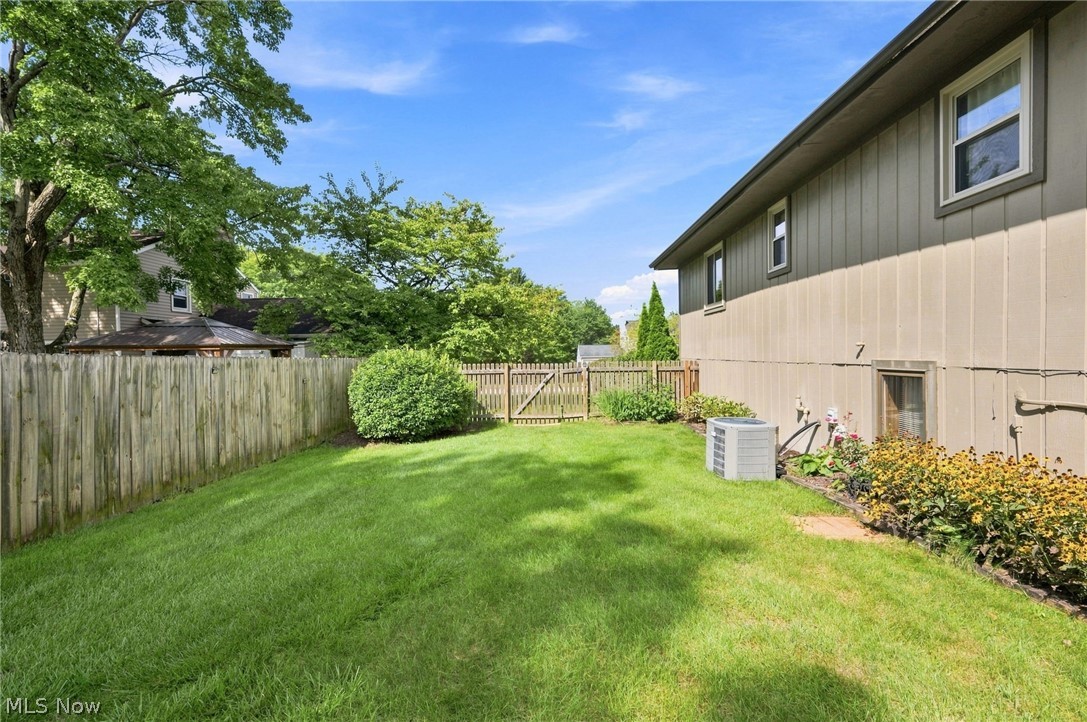 140 Hemlock Cuyahoga Falls OH 44223