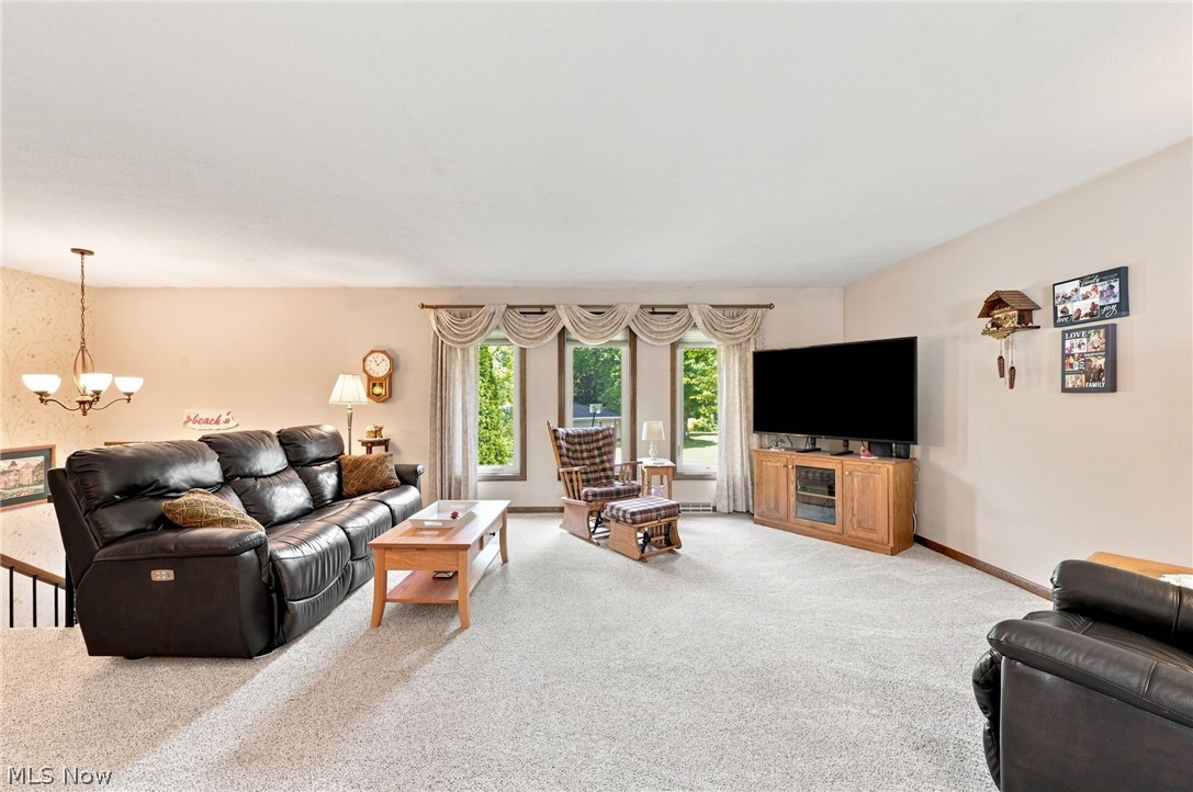 140 Hemlock Cuyahoga Falls OH 44223