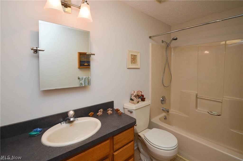 3566 Edgewater Drive Vermilion OH 44089