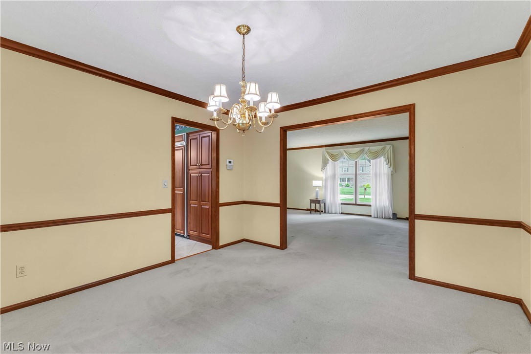 29480 Goulders Green Bay Village OH 44140