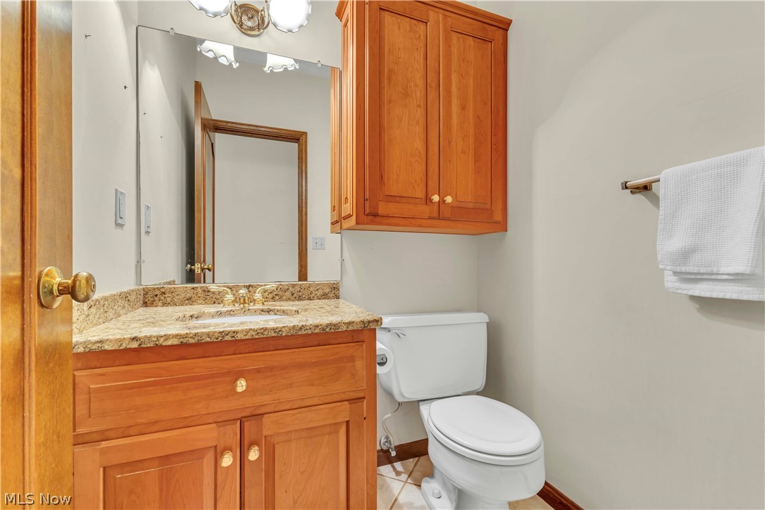 29480 Goulders Green Bay Village OH 44140