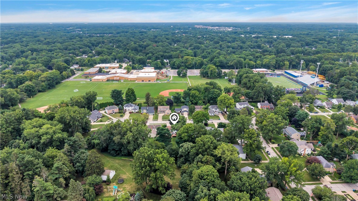 29480 Goulders Green Bay Village OH 44140
