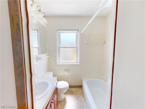 29148 Barjode Road Willowick OH 44095