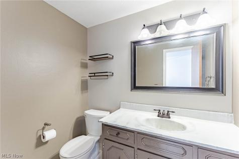 5283 Hickory Drive Lyndhurst OH 44124