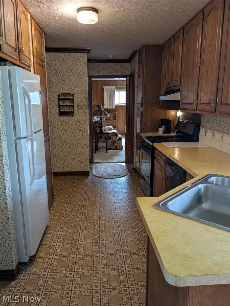 752 Leeman Drive Akron OH 44319