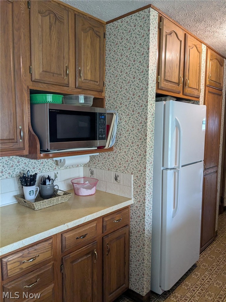 752 Leeman Drive Akron OH 44319
