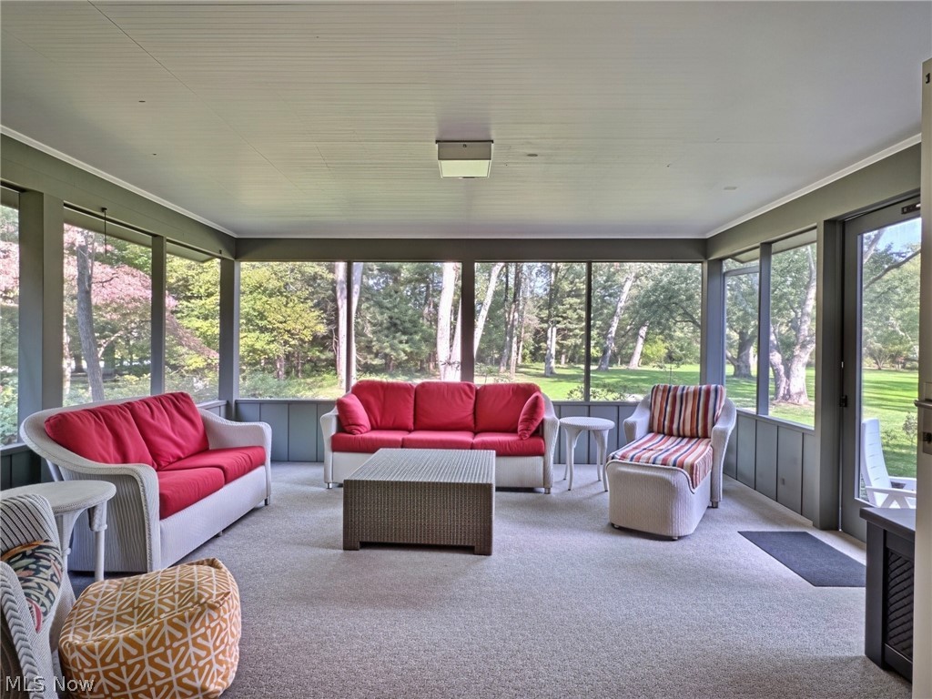 2025 Lyndway Road Lyndhurst OH 44121