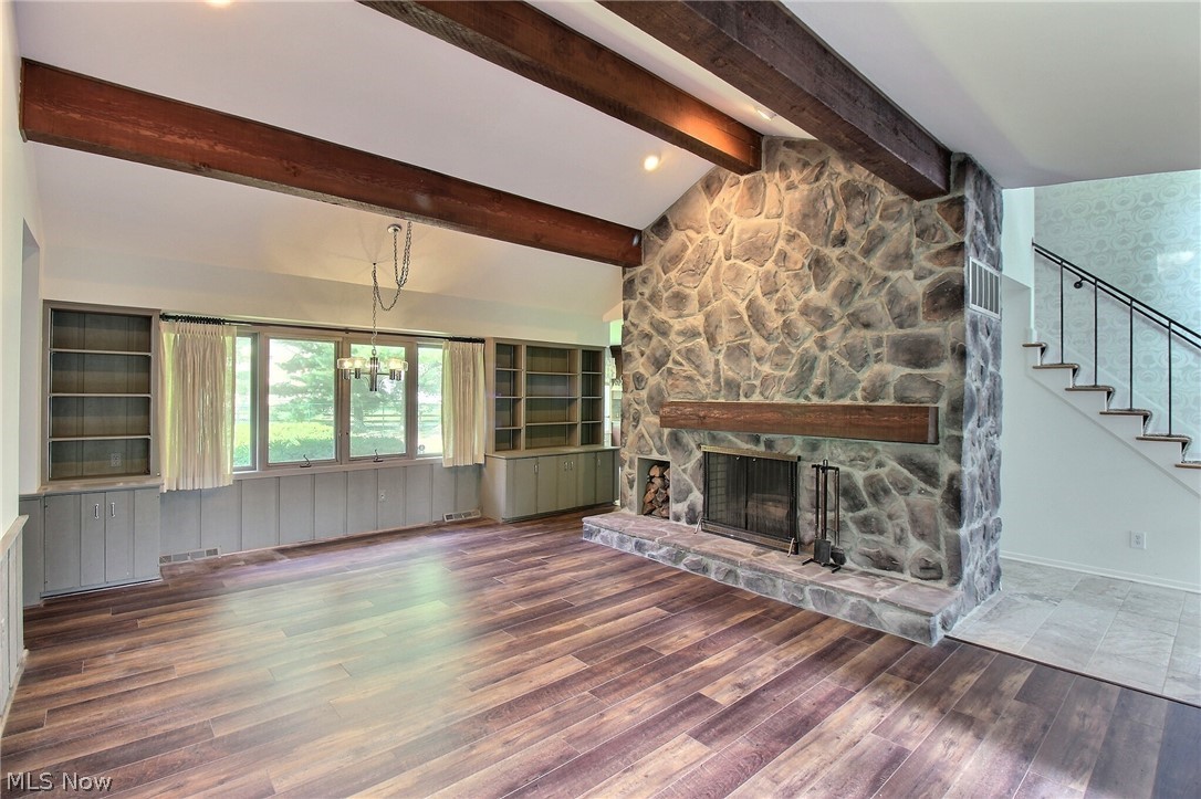 2025 Lyndway Road Lyndhurst OH 44121