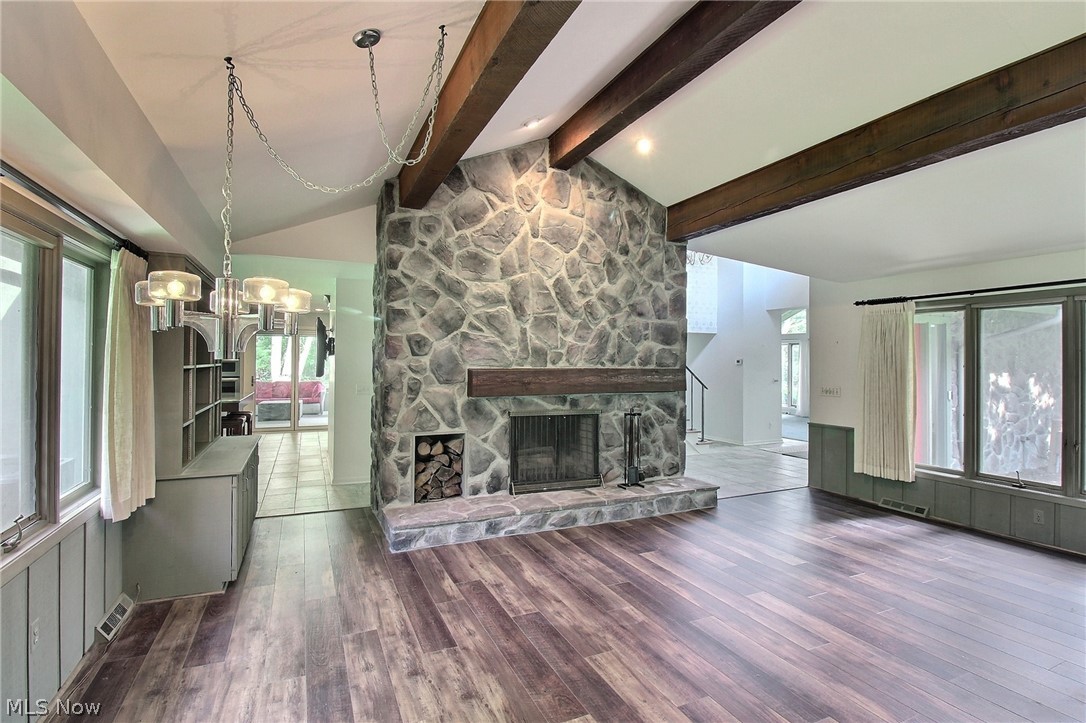 2025 Lyndway Road Lyndhurst OH 44121