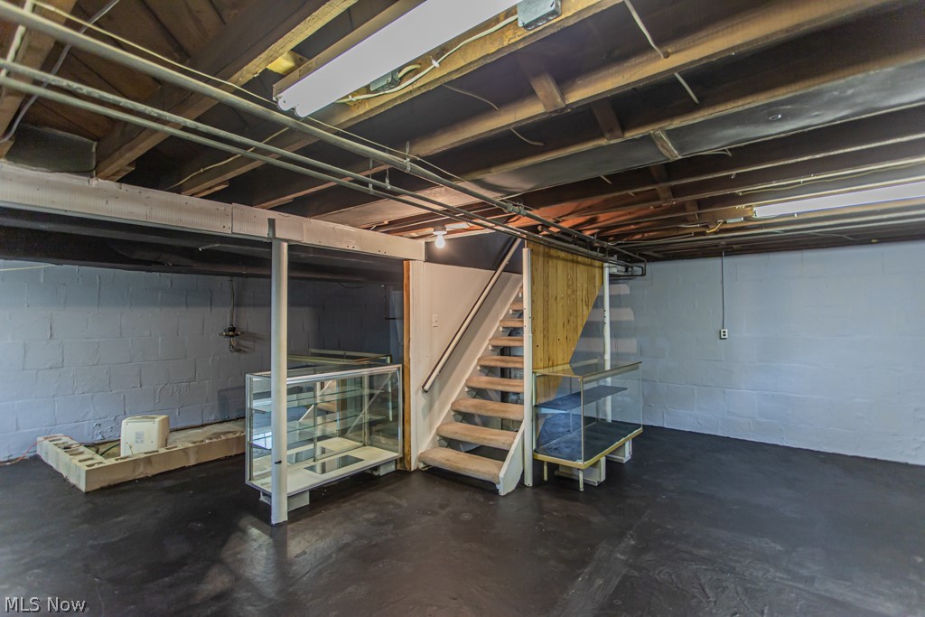 294 West Street East Palestine OH 44413