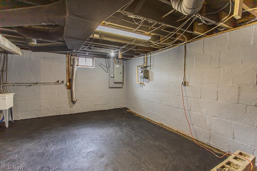 294 West Street East Palestine OH 44413