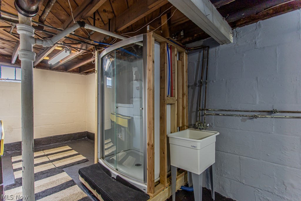 294 West Street East Palestine OH 44413