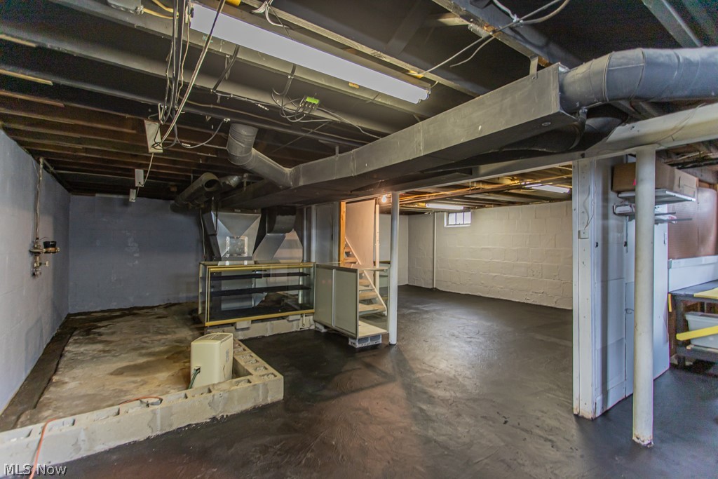 294 West Street East Palestine OH 44413