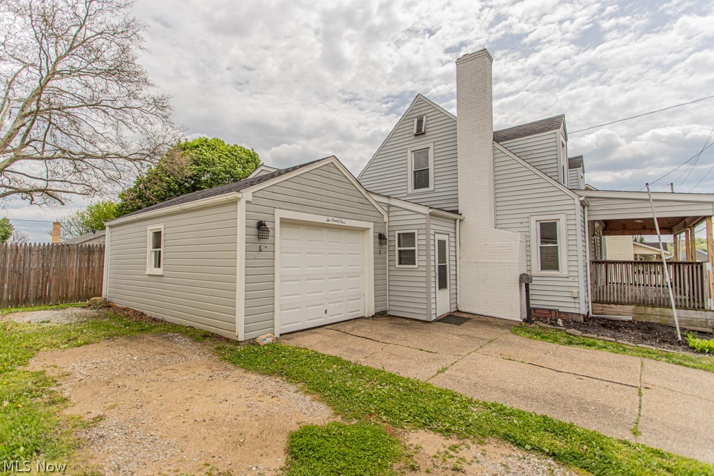 294 West Street East Palestine OH 44413