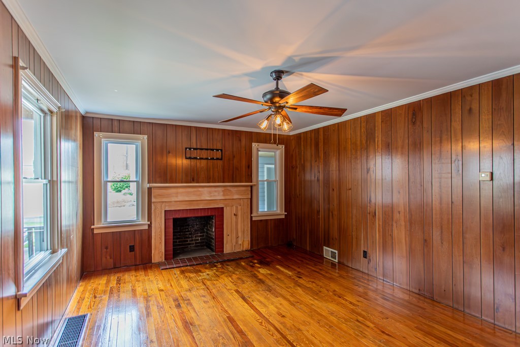 294 West Street East Palestine OH 44413