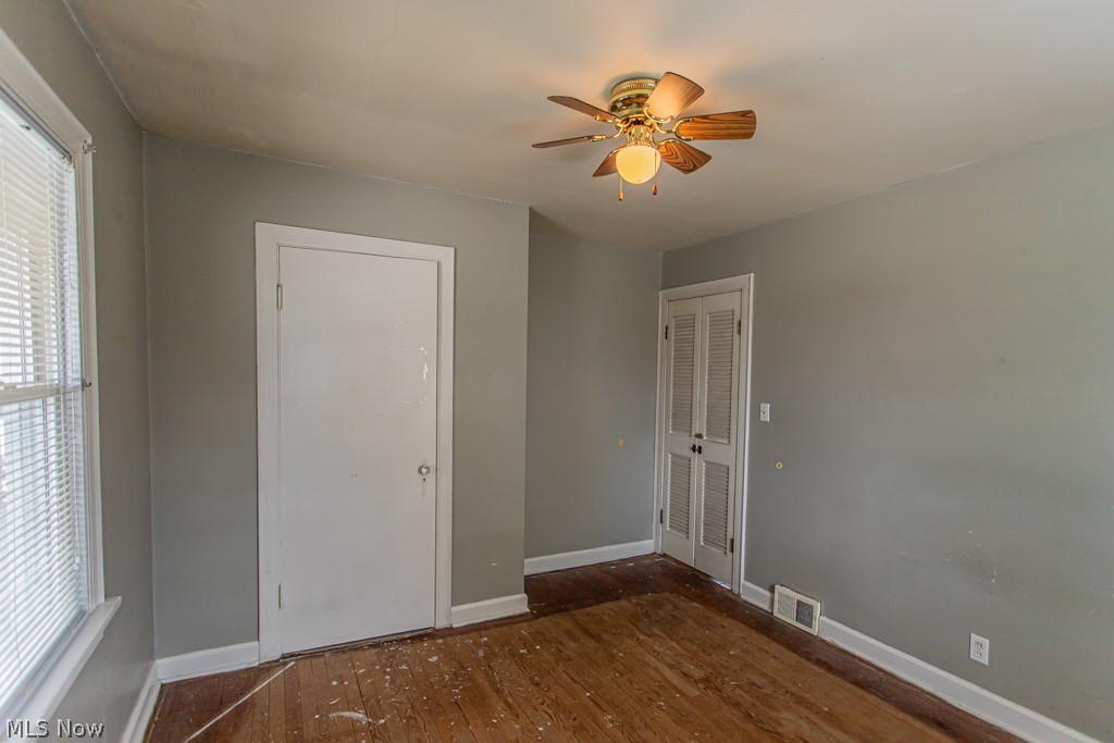 294 West Street East Palestine OH 44413