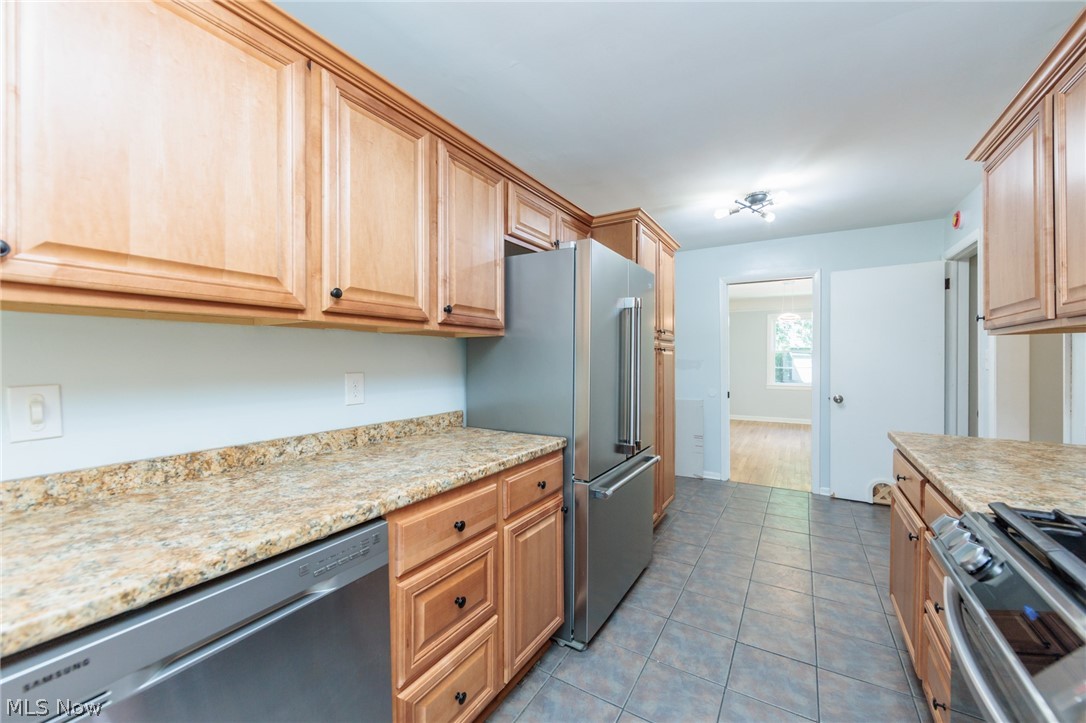 3516 Meadowbrook Boulevard Cleveland Heights OH 44118